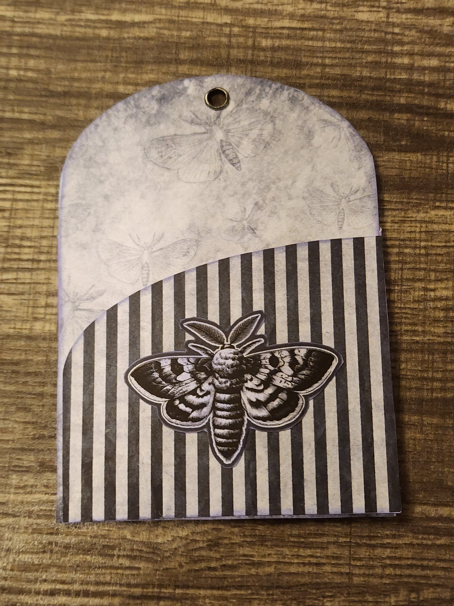 Halloween Loaded Hidden Tag Kit