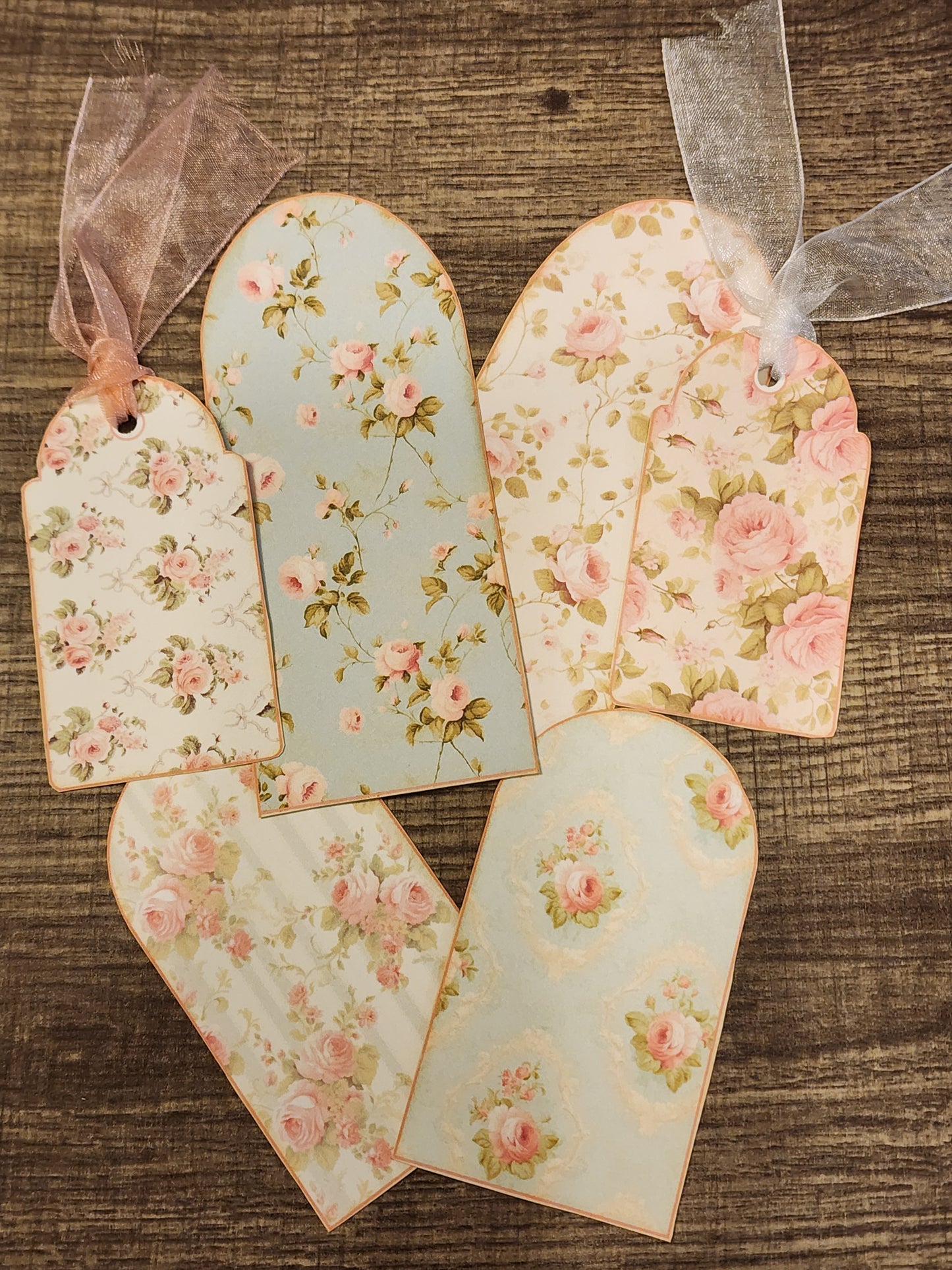 (Pocket Tags) Shabby Chic Pocket Tags with Chainmaille for Gulf Coast Crafters Convention
