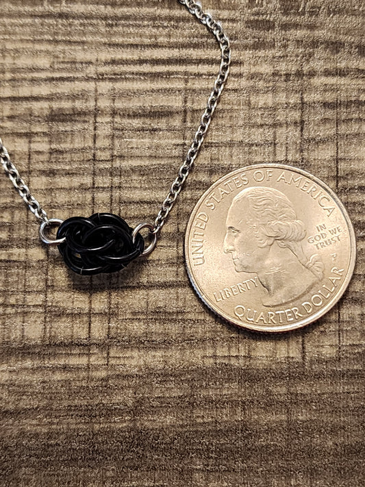 Black (Onyx) Sweet Pea Chainmaille Necklace