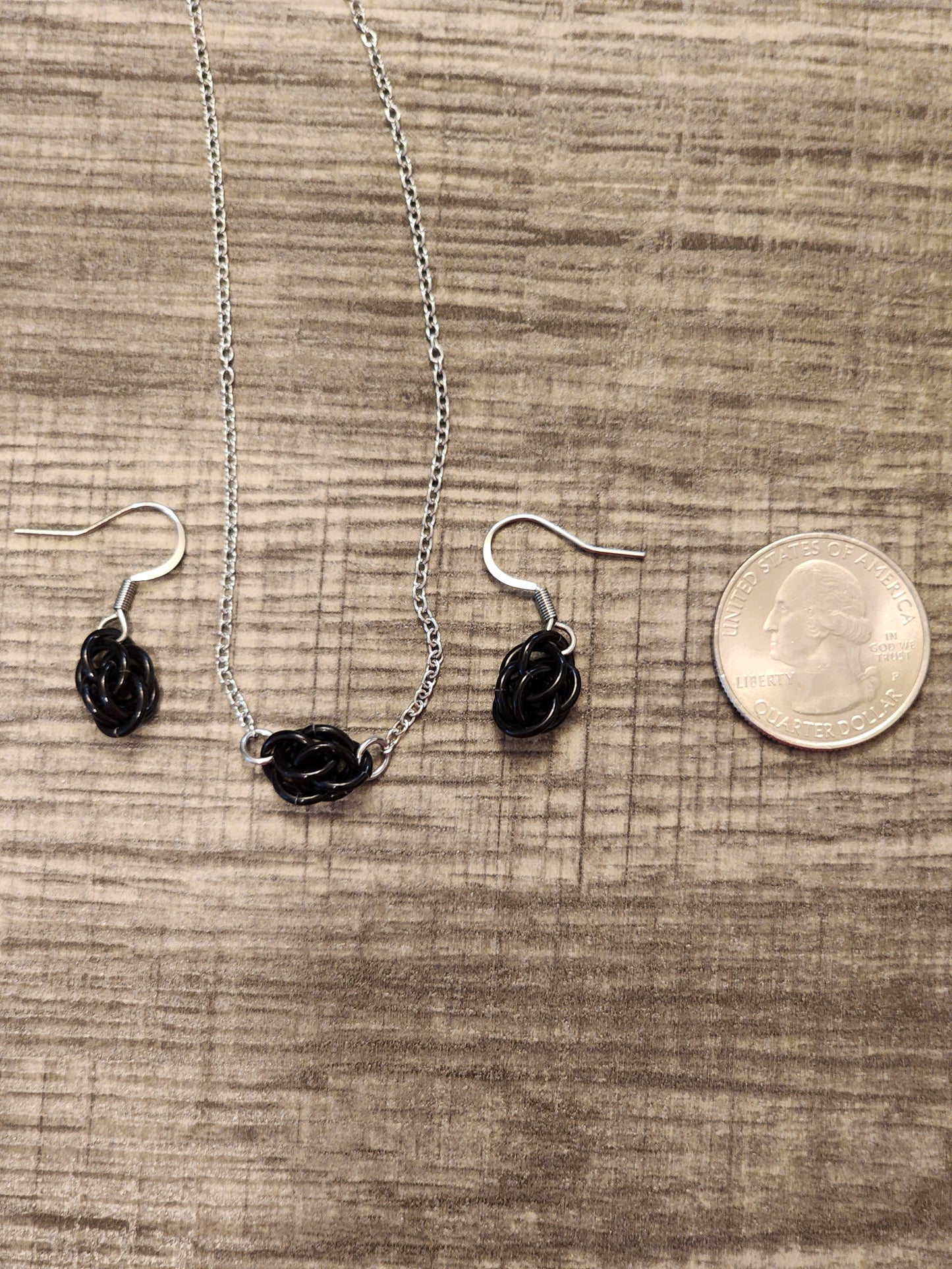 Black (Onyx) Sweet Pea Chainmaille Jewelry Set (Necklace & Earrings)
