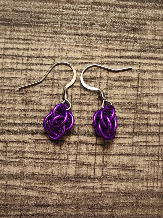 Violet Sweet Pea Chainmaille Earrings