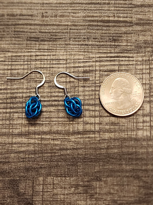 Bright Blue (Maui Blue) Sweet Pea Chainmaille Earrings