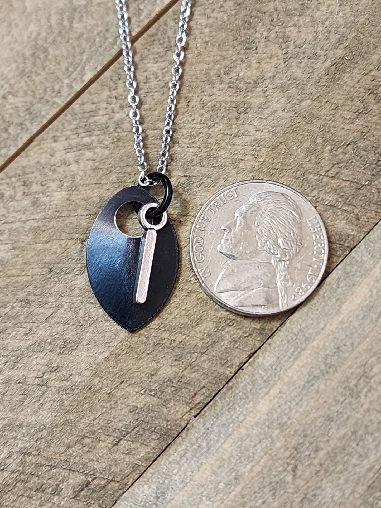 Scalemaille Letter I Initial Necklace