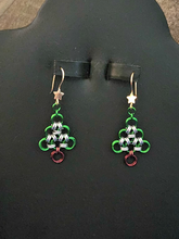 Load image into Gallery viewer, Chainmaille Christmas Tree Earrings Kit
