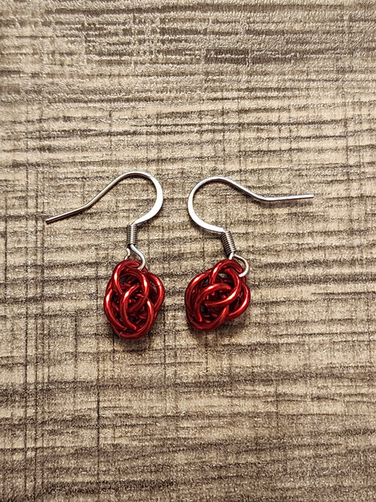 Bright Red (Candy Apple) Sweet Pea Chainmaille Earrings