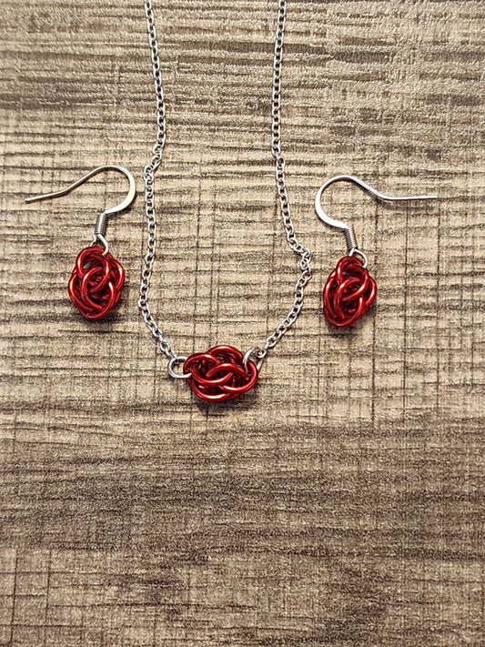 Bright Red (Candy Apple) Sweet Pea Chainmaille Jewelry Set (Necklace & Earrings)