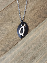 Load image into Gallery viewer, Scalemaille Letter Q Initial Necklace
