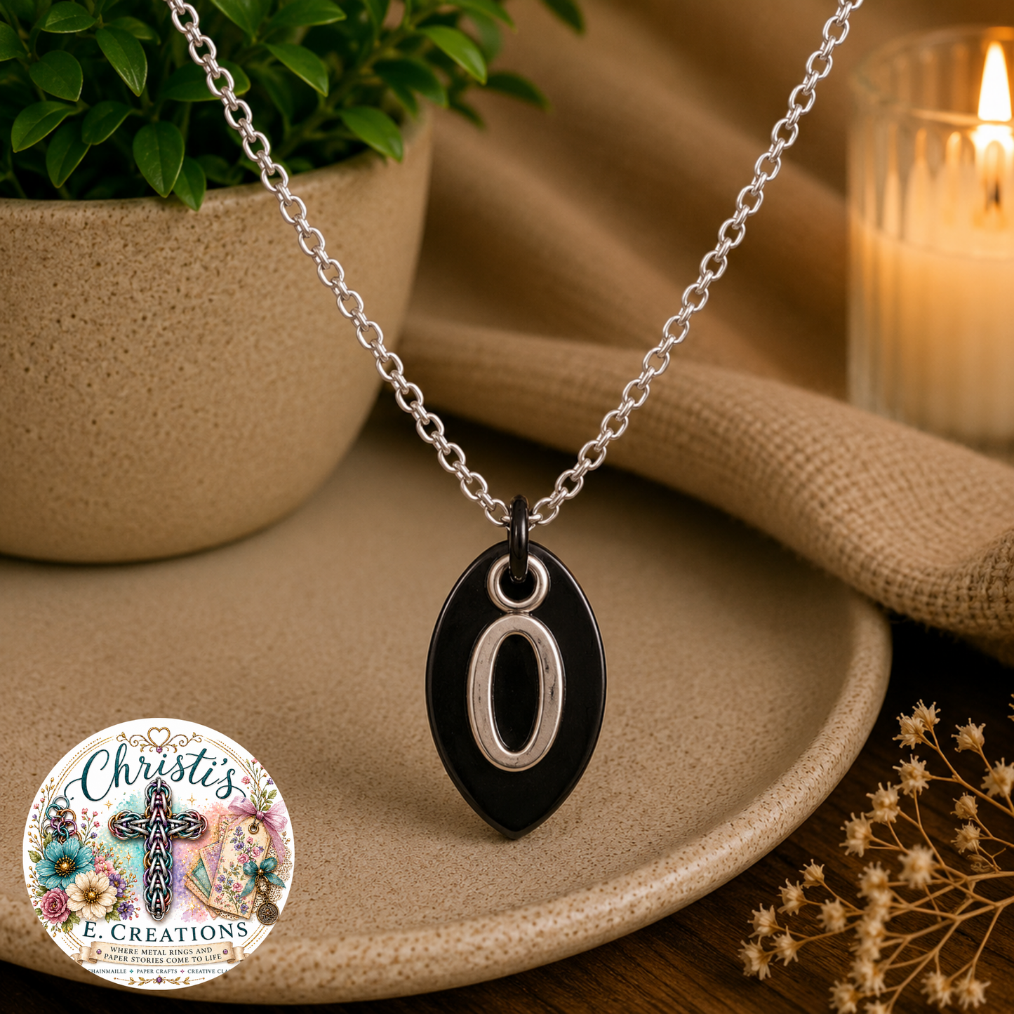 Alphabet Scale Necklace – Letter [O]