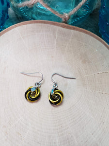 Canary and Onyx Chainmaille Small Love Knot Earrings
