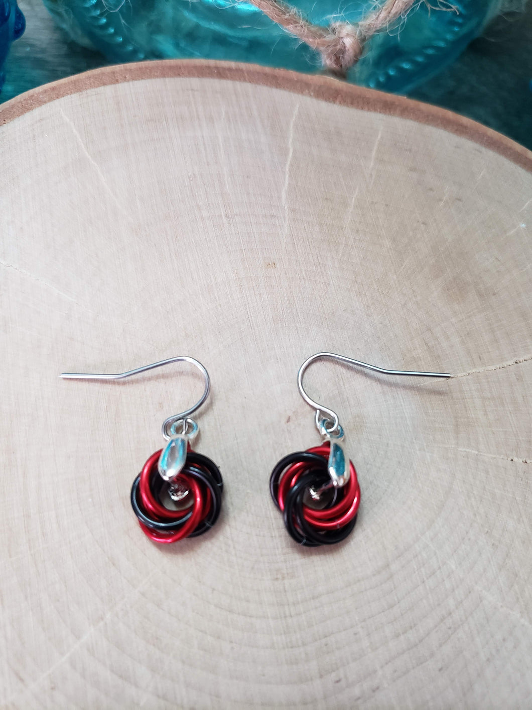 Candy Apple and Onyx Chainmaille Small Love Knot Earrings