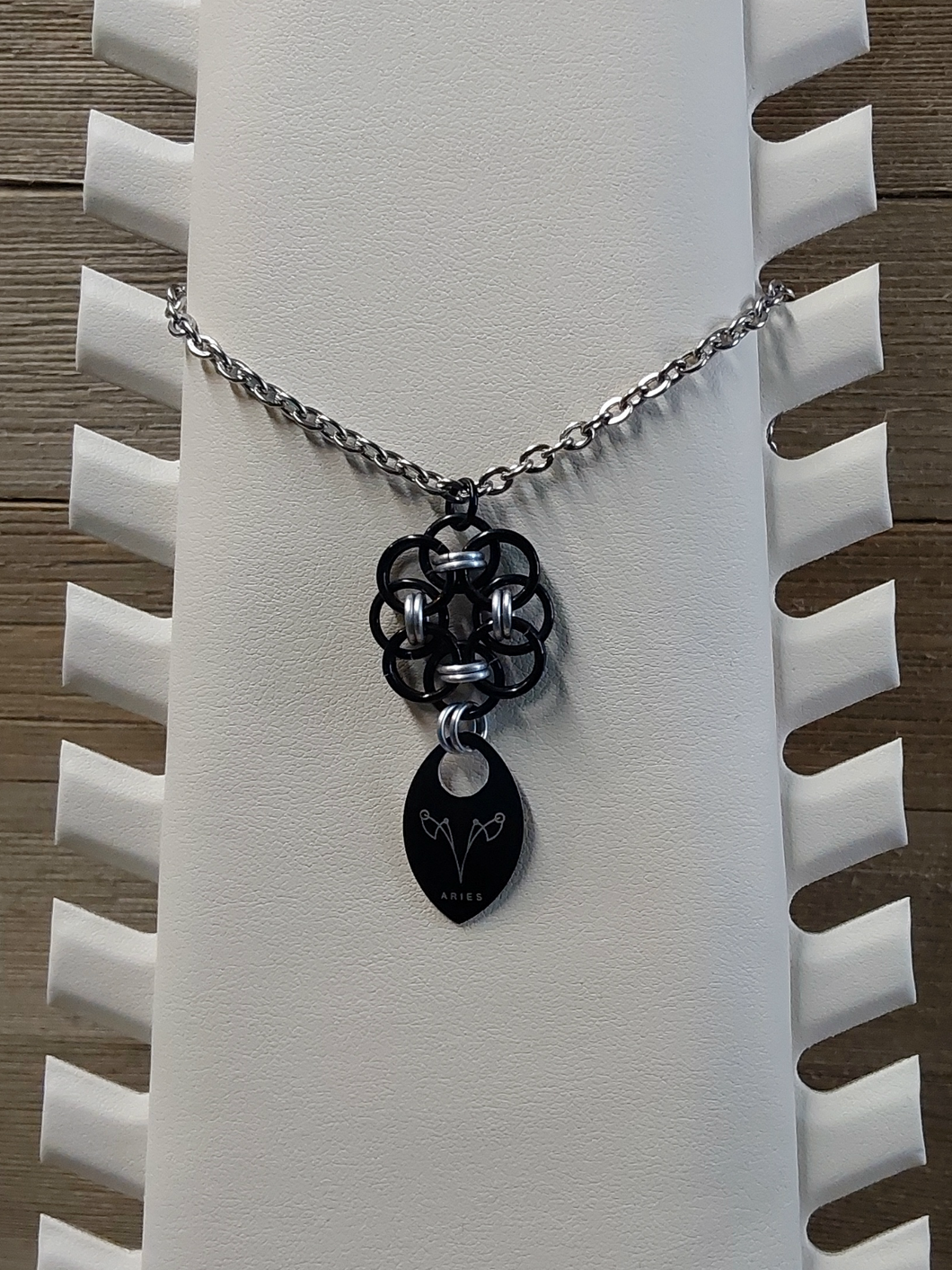Helm Flower Onyx (Black) and Platinum (Silver) Zodiac Scale Pendant - Aries